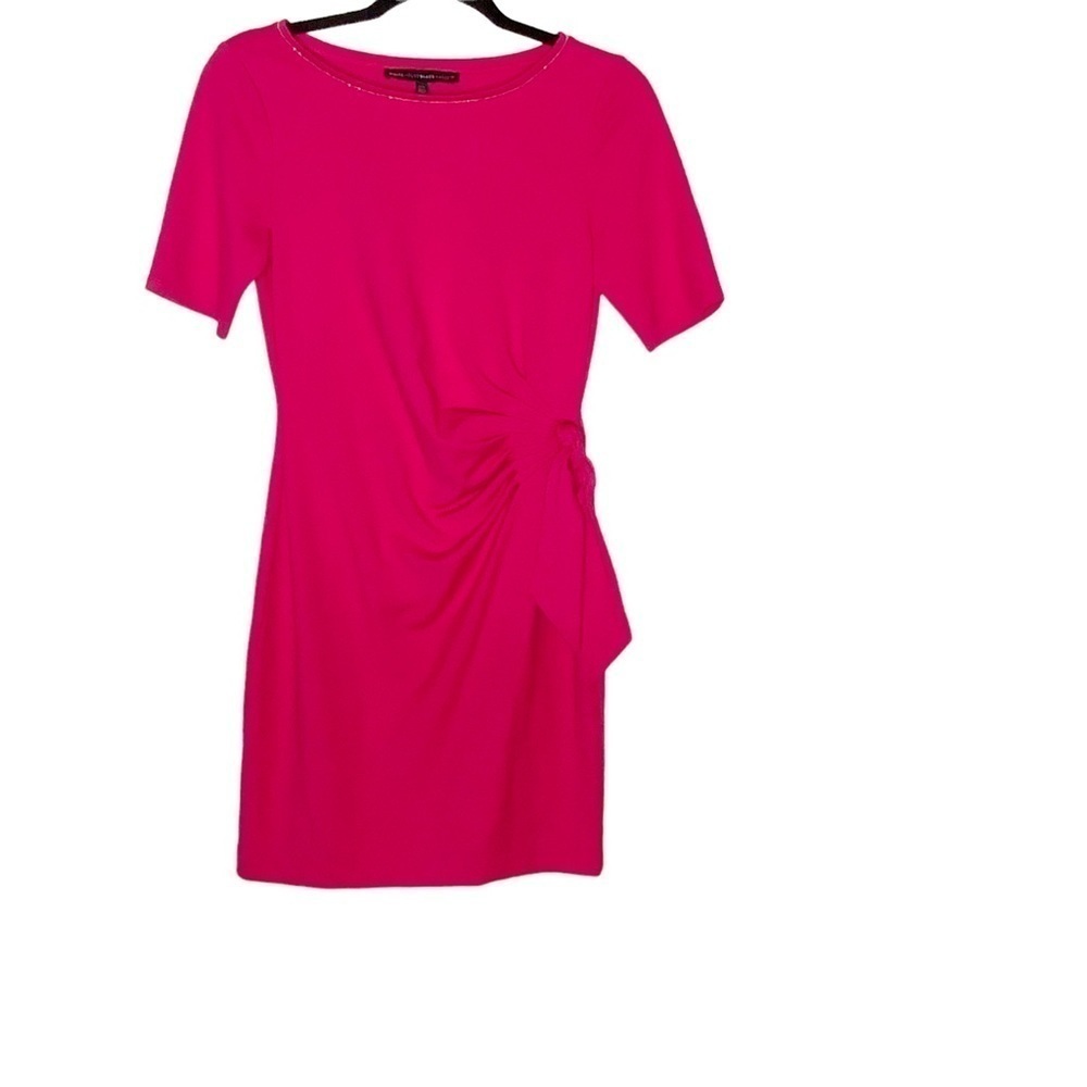 WHITE House Black Market fuscia short sleeve dress with side tie. Size XS